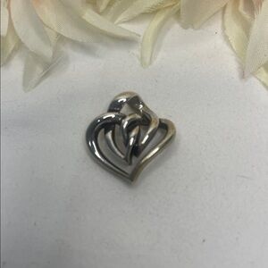 925 Sterling Silver Heart Pendant manufactured in Italy EUC